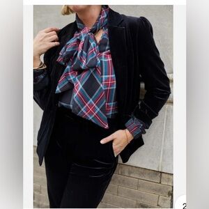 Draper James Black Velvet Blazer size S